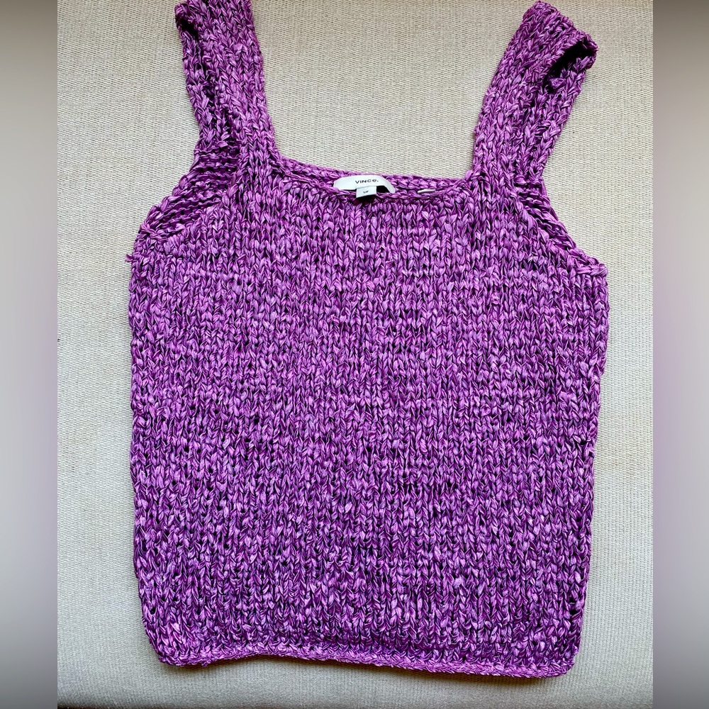 Never worn before Vince lilac top size S in excellent condition